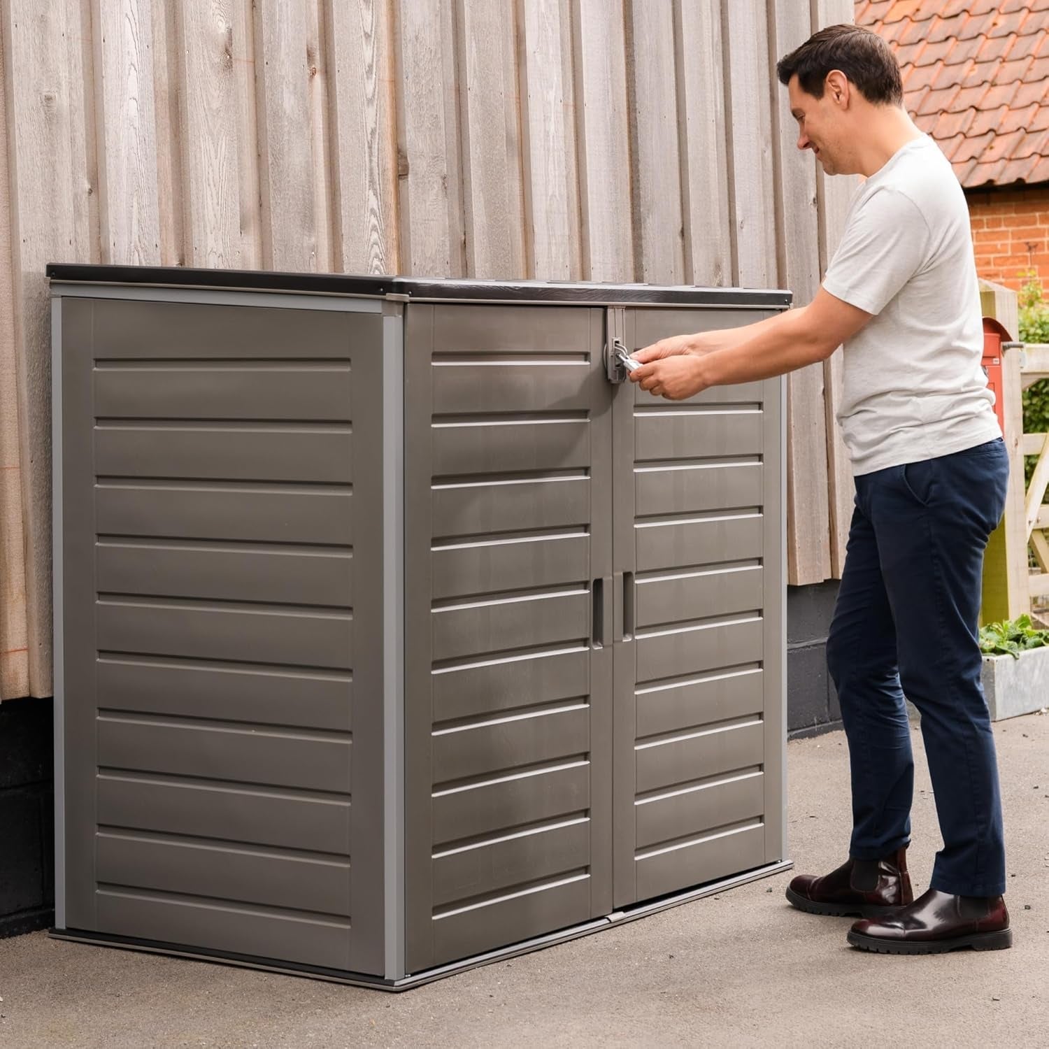 1170L Extra Large Outdoor Garden Storage Box with Padlock